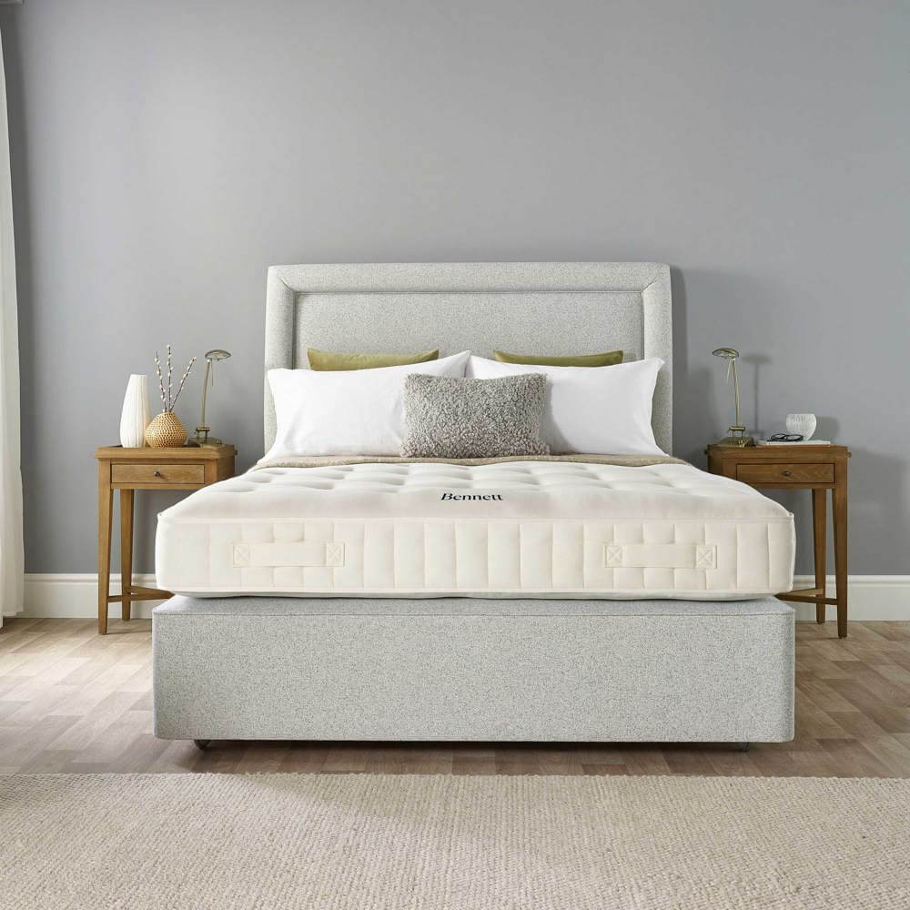 Harrison Spinks Classic Shelley Headboard